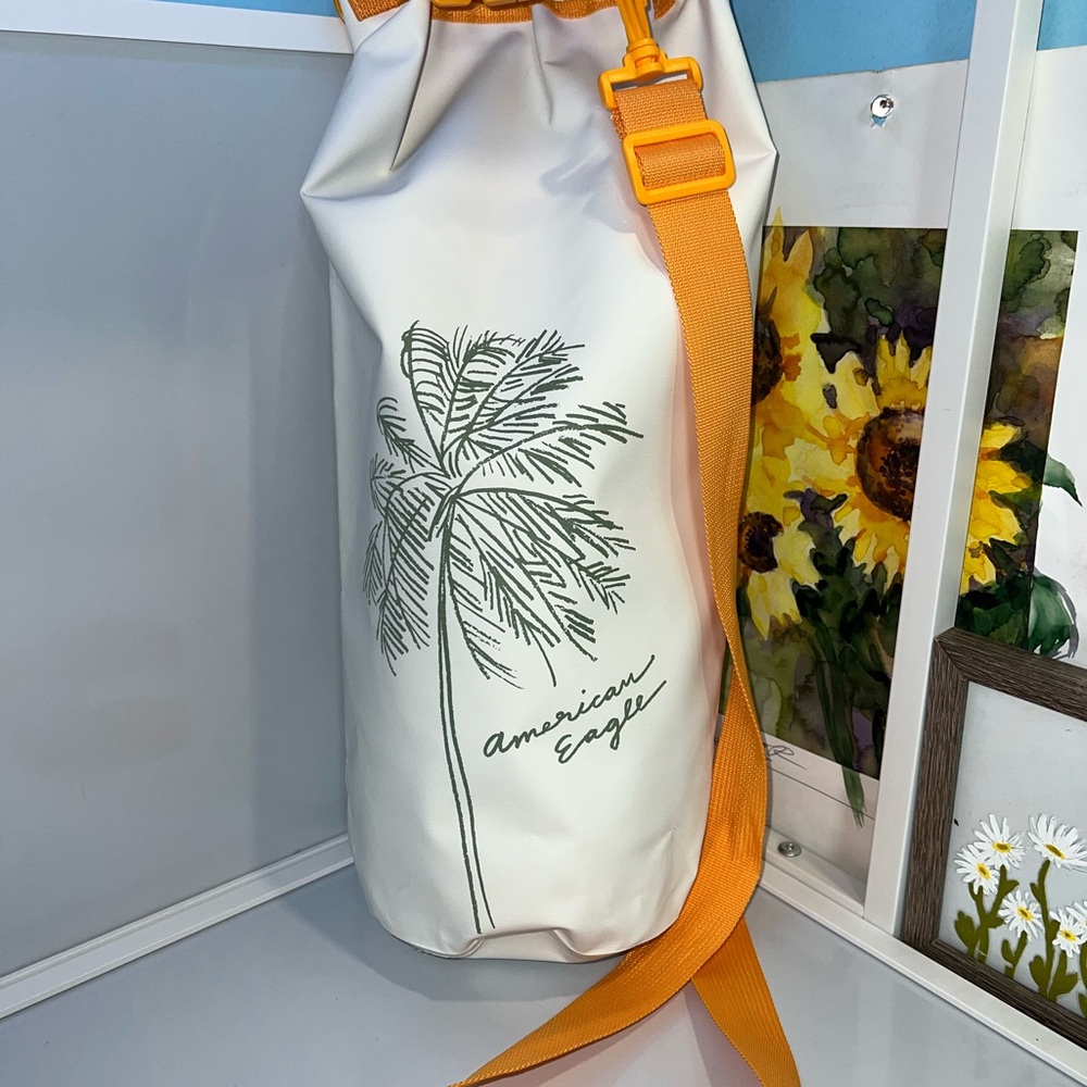 American Eagle Outfitters White and Orange Tote